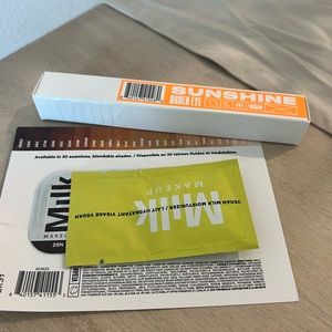 Milk eye brightener shade 1